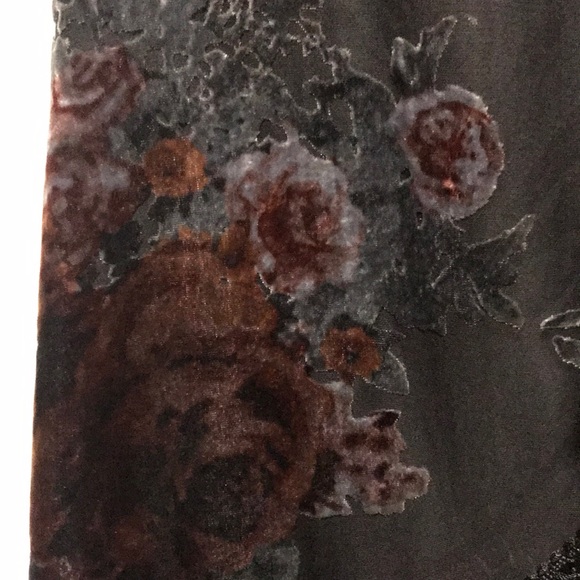 Dress - Picture 4 of 4